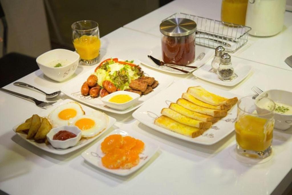 Reve Business Hotel Jeju Eksteriør billede