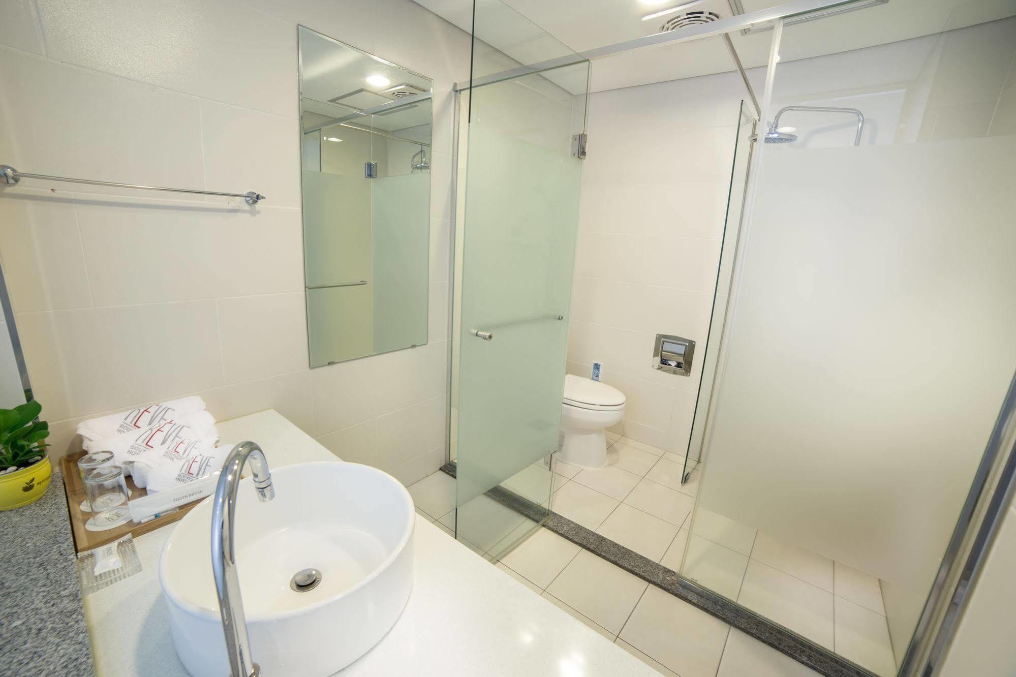 Reve Business Hotel Jeju Eksteriør billede
