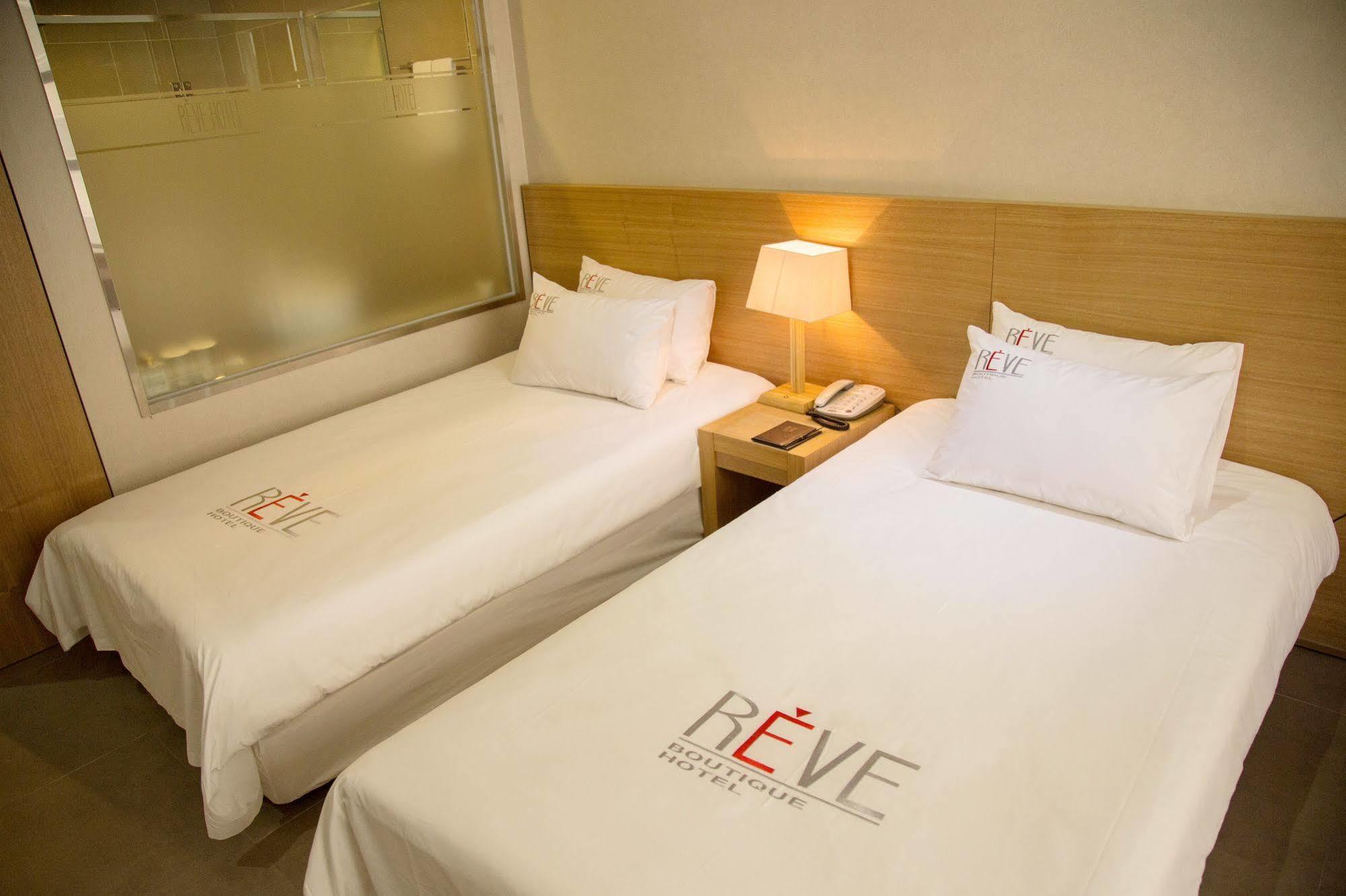 Reve Business Hotel Jeju Eksteriør billede