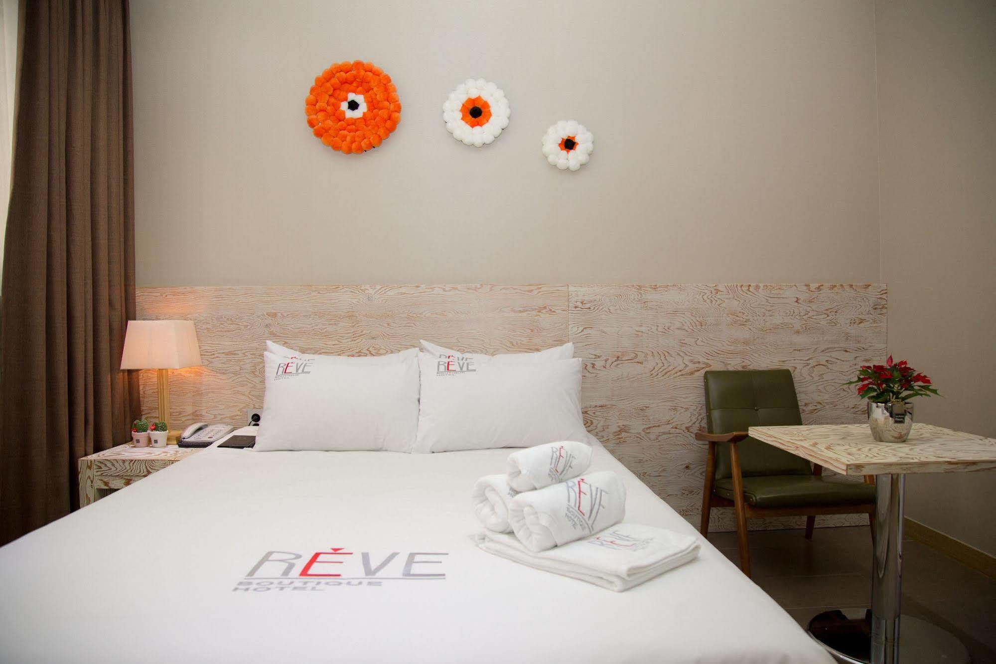 Reve Business Hotel Jeju Eksteriør billede