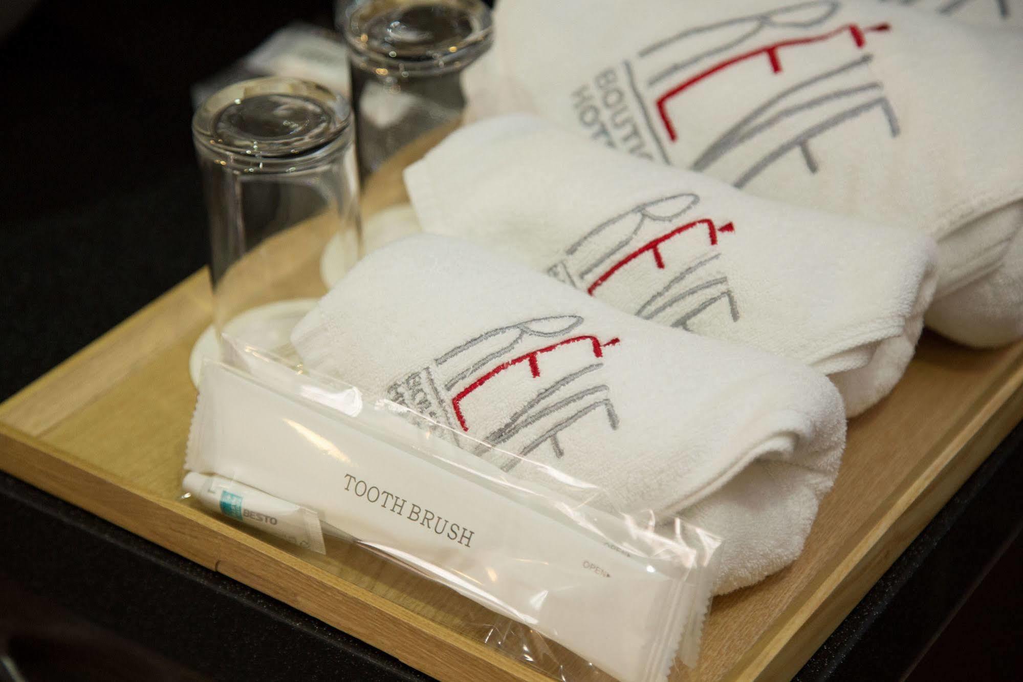 Reve Business Hotel Jeju Eksteriør billede